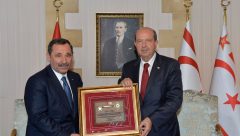 Cumhurbaşkanı Ersin Tatar, Etimesgut Belediye Başkanı Enver Demirel’i kabul etti