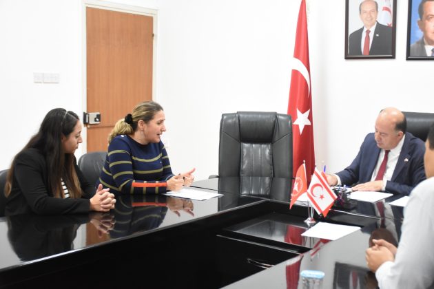 Dinçyürek, Kıbrıs Türk Pediatri Kurumu Başkan ve üyelerini kabul etti