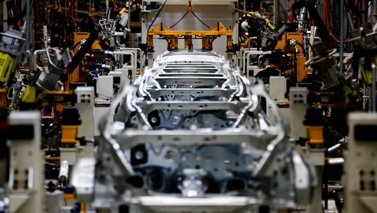 Texas’taki Tesla fabrikasında “arızalı” robot mühendise saldırdı, diğer çalışanlar “acil durdurma” tuşuna bastı