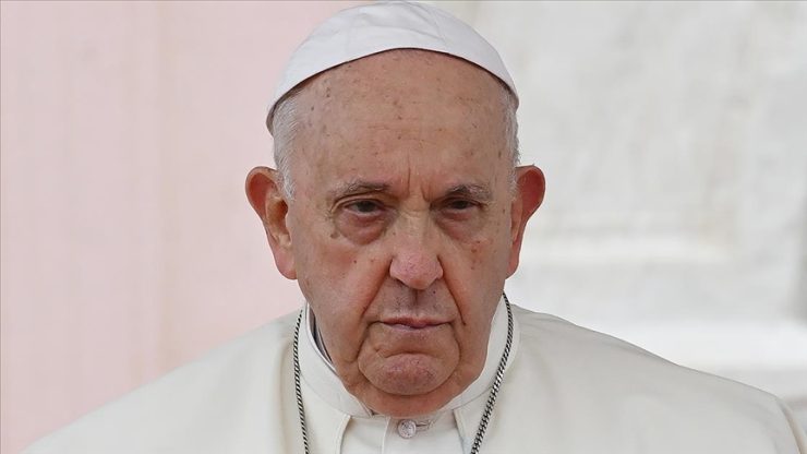 Papa Franciscus: “Ateşkesin bozulması üzüntü verici”