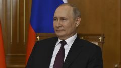 Putin, devlet başkanlığı seçimi için resmen adaylık başvurusunda bulundu