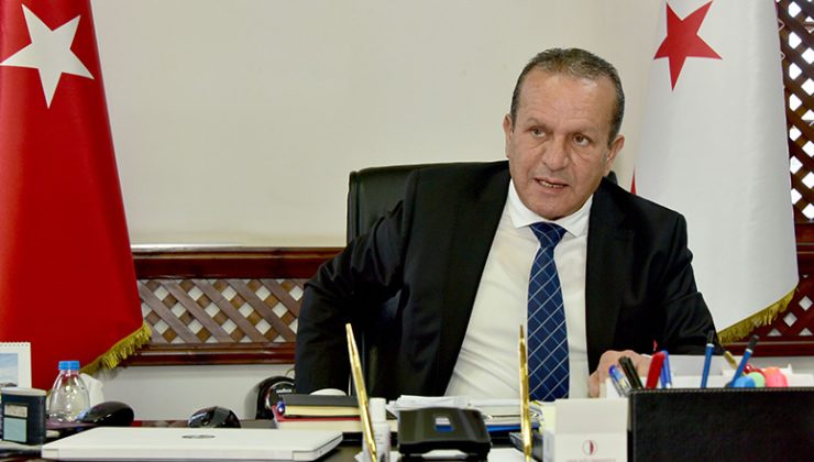 Ataoğlu: “Denktaş, mücadelesiyle, liderliğiyle ve vizyonuyla Kıbrıs Türk halkına umut ve direnişin simgesi olmuştur”