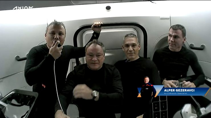 İlk Türk astronot Gezeravcı’nın uzaydaki ilk sözü Ulu Önder Atatürk’ün “İstikbal göklerdedir” oldu