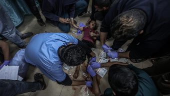 İsrail’in Gazze’ye düzenlediği saldırılarda öldürülen Filistinlilerin sayısı 21 bin 978’e yükseldi