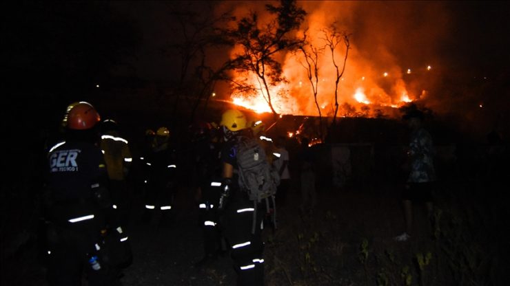 Kolombiya’da günlerdir süren orman yangınları kontrol altına alınamadı