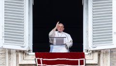 Papa Franciscus: “Savaşın kendisi insanlığa karşı bir suçtur”