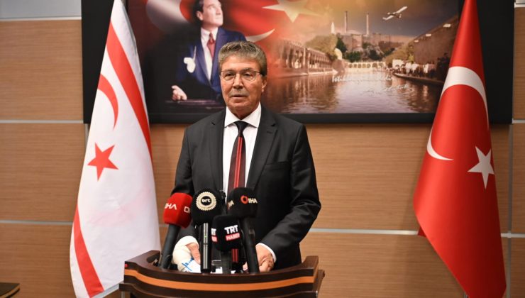 Başbakan Üstel Adıyaman’a gitmek üzere Şanlıurfa’ya geldi… “İsias Otel davası KKTC’de yaşayan herkesin ortak davası”