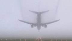 İstanbul Sabiha Gökçen Havalimanı’nda sis uçuşları olumsuz etkiliyor