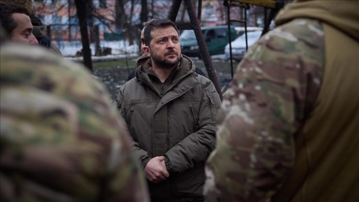 Zelenskiy: “Rusya’nın İHA ile Odessa’daki bir apartmanı vurması sonucu 2 kişi öldü, 8 kişi yaralandı”