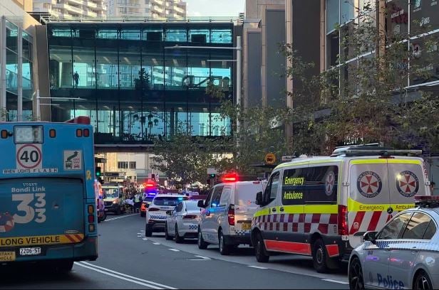 Avustralya’da alışveriş merkezindeki bıçaklı saldırıda ölenlerin sayısı 6