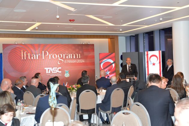 Cumhurbaşkanı Ersin Tatar, New York’ta Türkevi’nde düzenlenen iftar yemeğine katıldı