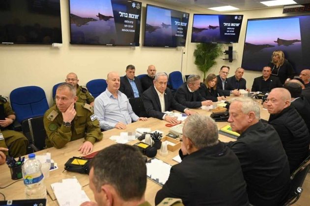 İsrail Savaş Kabinesi, İran’a misillemeyi görüşmek üzere bir kez daha toplanıyor