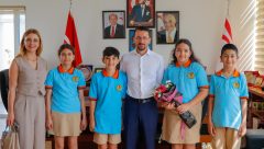 Polatpaşa İlkokulu öğrencileri Gazimağusa Belediyesi’ne ziyarette bulundu