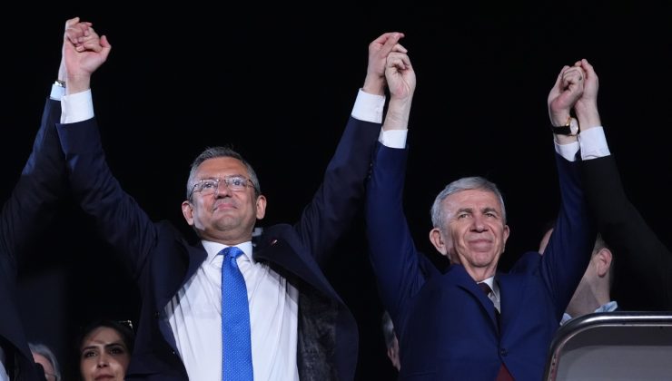 Türkiye’deki yerel seçimlerde oyların yüzde 90’dan fazlası sayıldı, CHP 35, AK Parti 24 belediye başkanlığı kazandı