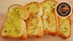 Kolay Sarımsaklı Ekmek Tarifi: Herkesin Bayılacağı Bir Lezzet