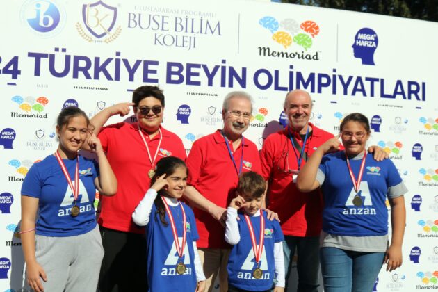 KKTC Mega Mental Aritmetik Takımı Türkiye Beyin Olimpiyatları’ndan 6 kupa ile döndü!