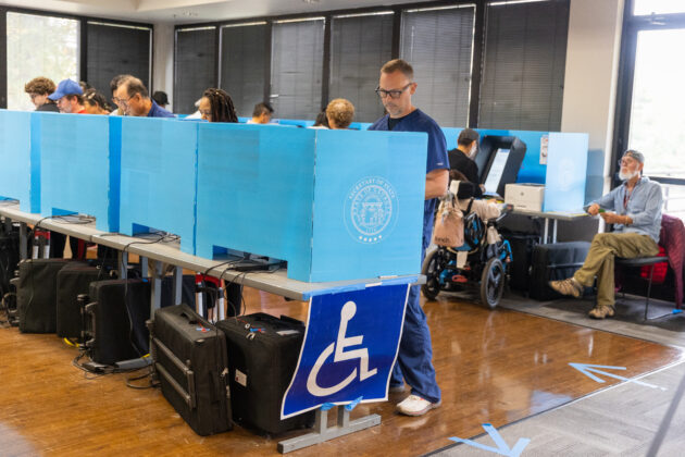 ABD’de 5 Kasım seçimleri öncesi erken oy kullanımı rekora koşuyor